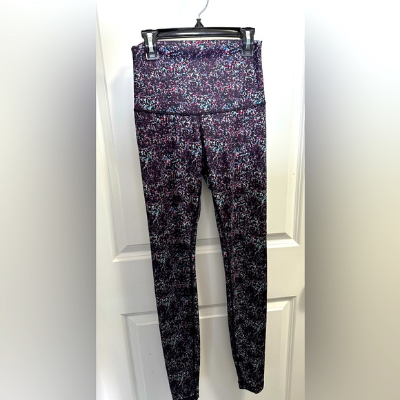 Colourful Lululemon leggings - Picture 1 of 2
